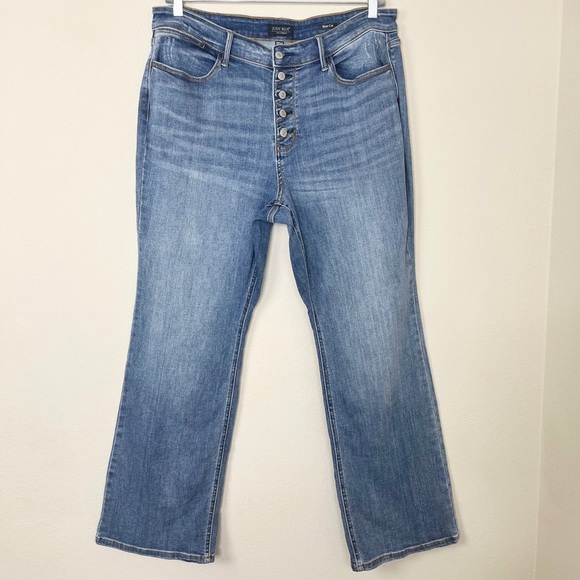 Judy Blue Mid-Rise Vintage 5 Button-Fly Boot Cut Jeans - Picture 3 of 13